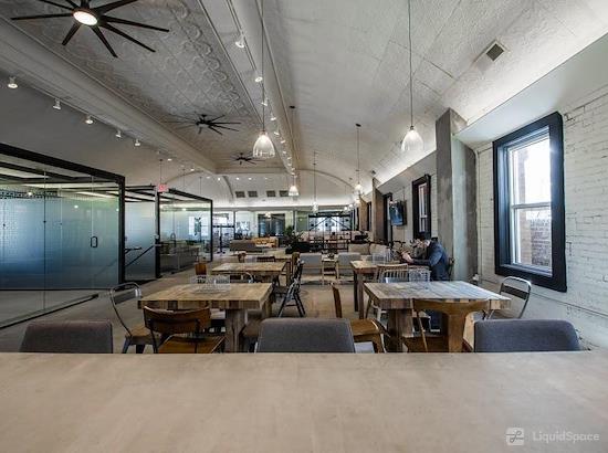 Working at One:One at El Paso