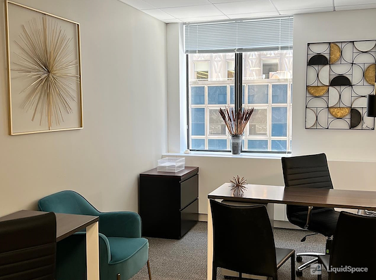 Working at Grand Central Offices - 380 Lexington Ave. at New York
