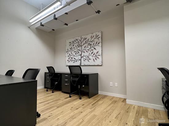 Working at Select Office Suites - 90 Broad St. at New York