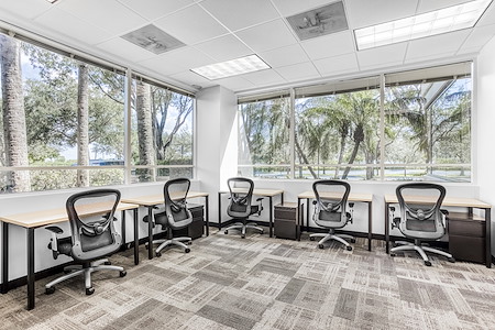 Regus | Huntington Square III - Day Desk