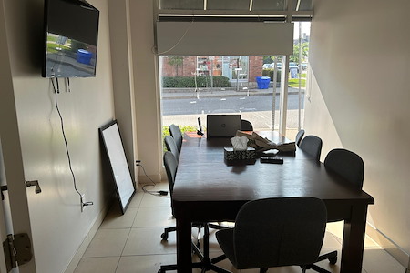 SC4K - Furnished Meeting room