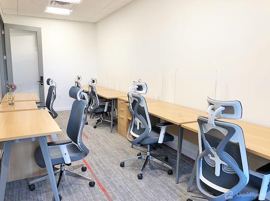 Working at ICONIC Workspaces at Aventura