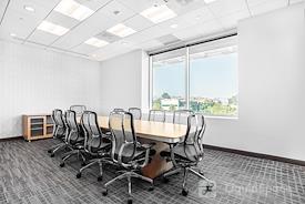 Regus | Gateway Plaza
