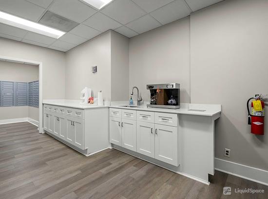 Working at Peachtree Offices at Lenox, Inc. at Atlanta
