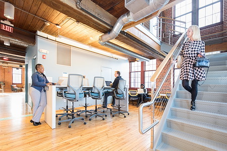 Workbar Arlington - Hybrid Coworking