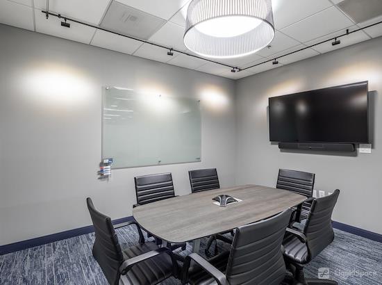 Working at Intelligent Office - Tysons at Vienna