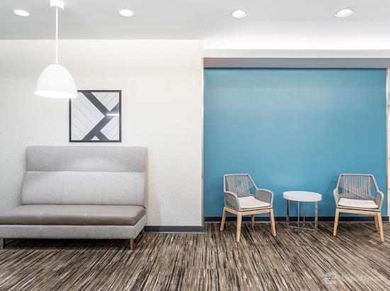 Working at Regus || Lighton Tower at Overland Park
