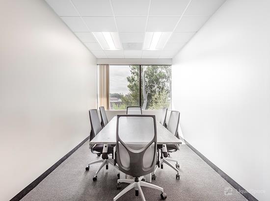 Working at Regus || Embarcadero Place at Palo Alto