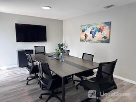 Coworkers Zone Longwood
