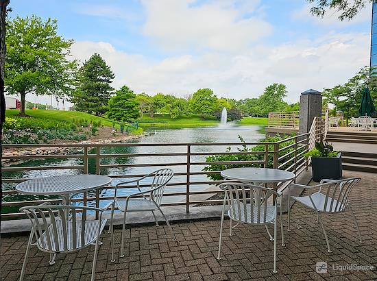 Working at Regus | IL, Buffalo Grove - E Lake Cook Rd at Buffalo Grove