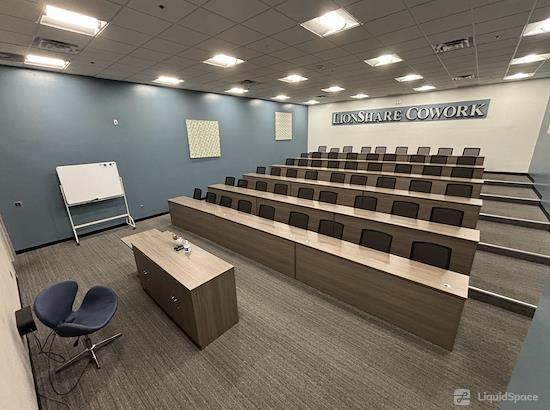 Working at LionShare Cowork - Professional Meeting Rooms & Offices at Jacksonville