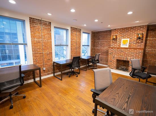 Working at En Masse Coworking at Morristown
