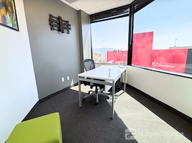 Regus | Burbank Business District