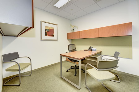 Carr Workplaces - Tysons - Dulles Day Office