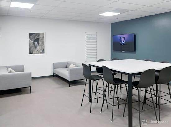 Working at Regus | Peabody - Centennial Drive at Peabody