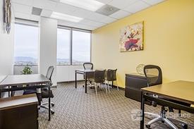 Regus || TOPA Financial Plaza