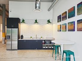 Regus | FL, Jacksonville - Dennis Street