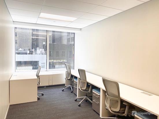 Working at Emerge212 - 1185 Avenue of the Americas at New York