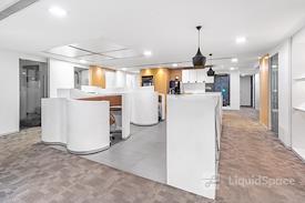 Regus | 1220 Main Place