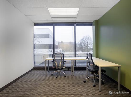 Working at Regus | Crosswoods at Columbus