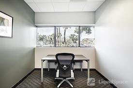 Regus | The Arbors