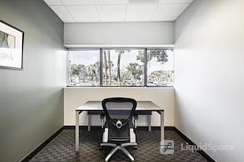 Regus | The Arbors
