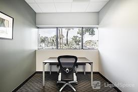 Regus | The Arbors