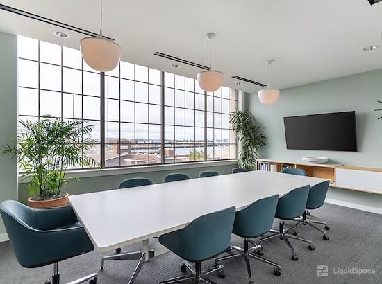 Working at SPACES || Jack London Square at Oakland