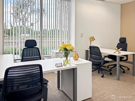 Working at HQ | CA, Long Beach - E 3rd St at Long Beach