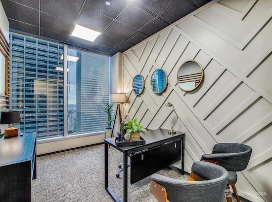 Working at Lucid Private Offices | Downtown Main Street at Houston