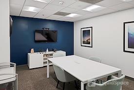 Regus | Colonnade