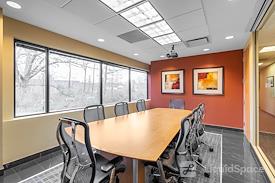 Regus | 100 Horizon