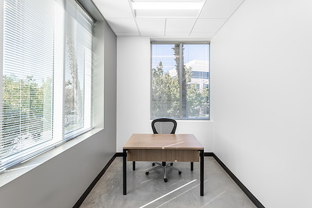 Regus | Three Parkside - Day Desk