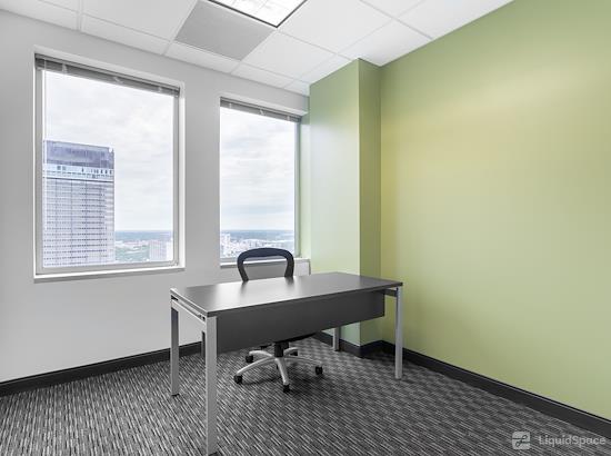 Working at Regus | Downtown Republic Center at Dallas