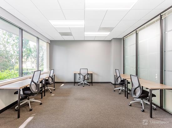 Working at Regus || Embarcadero Place at Palo Alto