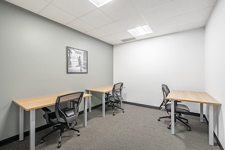 Regus | Levis - Day Desk
