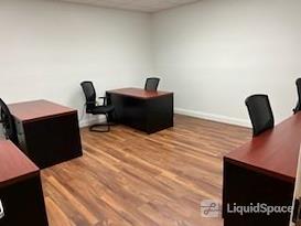Crown Center Executive Suites (CCESuites)