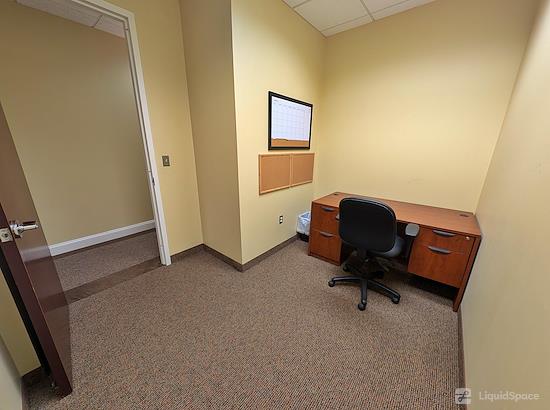 Working at Business Suites of Columbia at Columbia