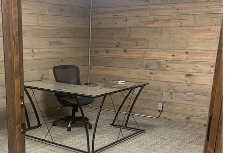 ExecuSuites - Suite 209