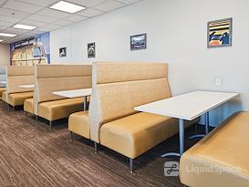 Regus | Rene Levesque