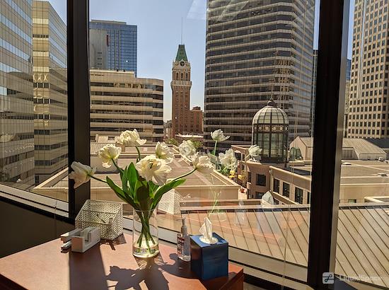 Working at Pacific Workplaces - Oakland at Oakland