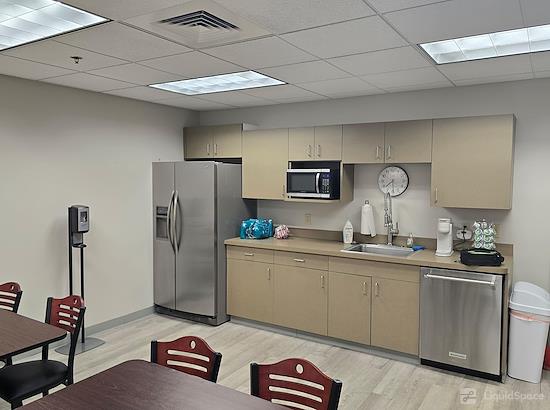 Working at Flexecute Realty LLC at East St. Louis