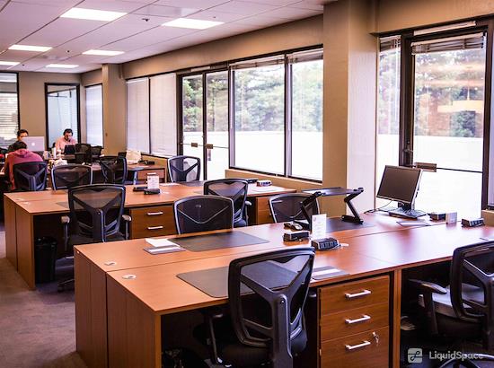 Working at 580 Executive Center at Dublin