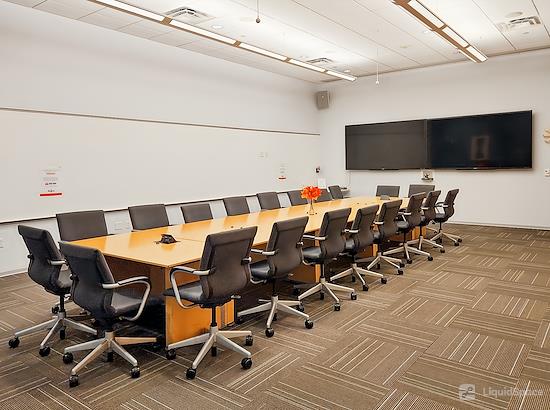 Working at Regus | Warrendale - Pennwood Pl at Warrendale