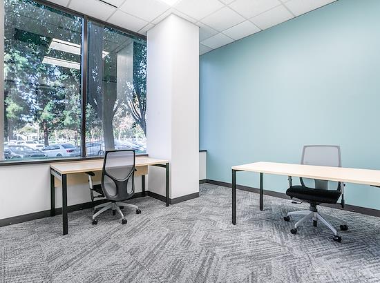 Working at Regus || Hopyard at Pleasanton
