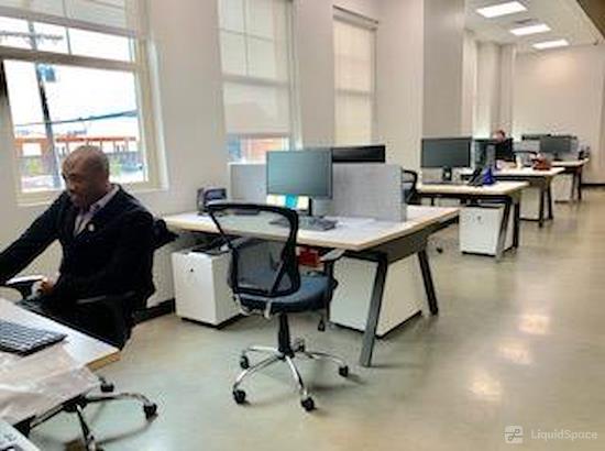 Working at BOSS Office & Coworking at Grapevine