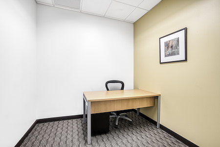 Regus | Main Street Promenade - Day Desk