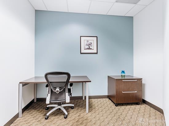 Working at Regus | Presidential Circle at Hollywood