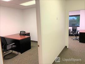 Crown Center Executive Suites (CCESuites)