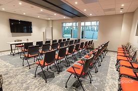 4 & Co Coworking Spaces - Land O' Lakes
